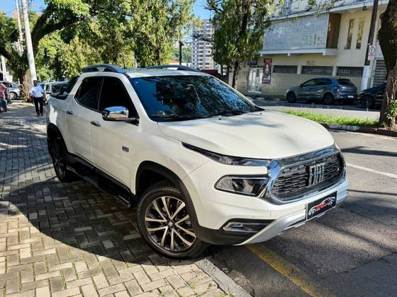 FIAT TORO 2.0 16V TURBO DIESEL RANCH 4WD AT9